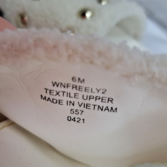 NINE WEST 'FREELY' SHEARLING & STUDDED SLIP ON SANDALS - Picture 8 of 14